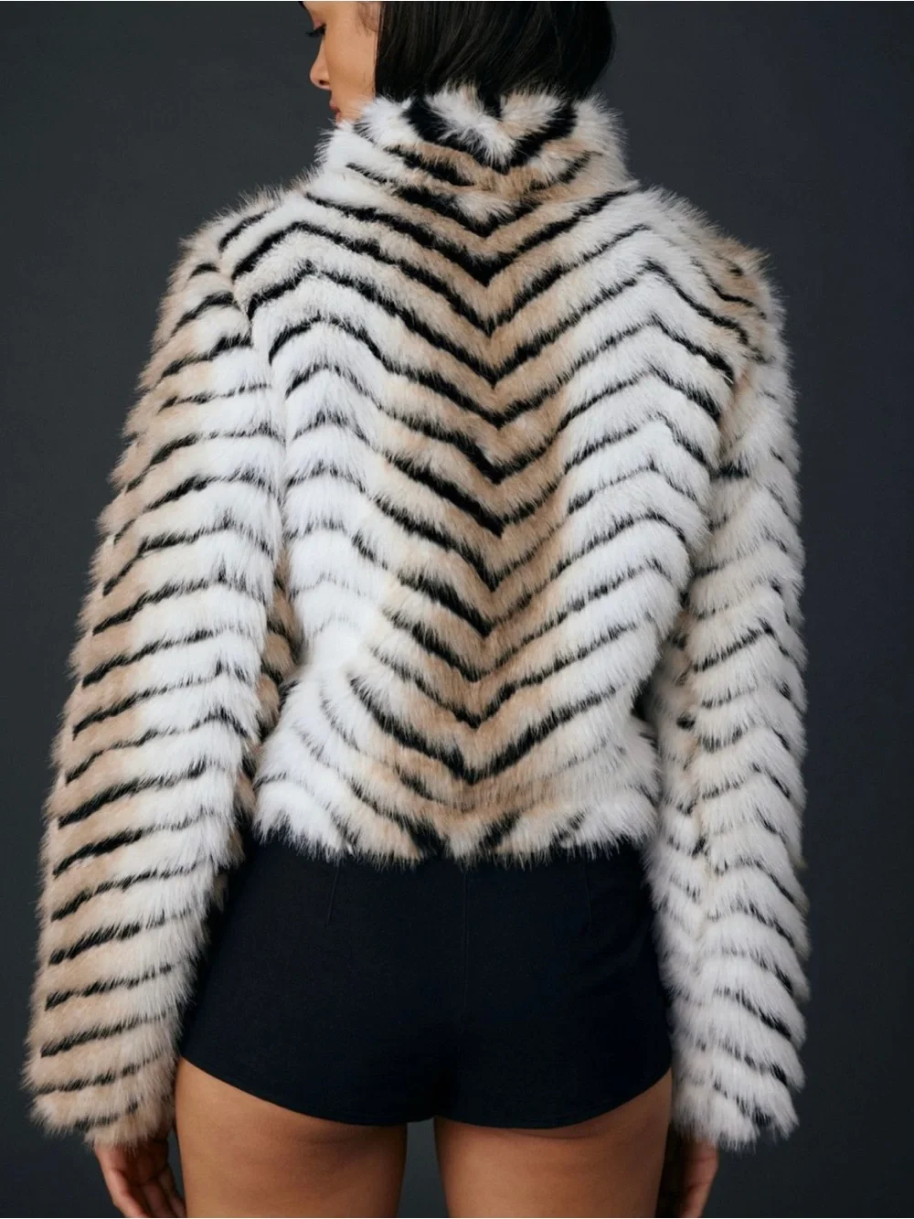 Azalea Wang Argyll Faux Fur Animal Print Coat Western Buckle Cropped Jacket - Picture 15 of 16